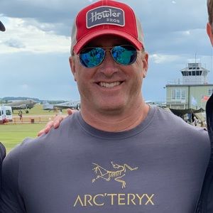 Meet your Posher, Mark